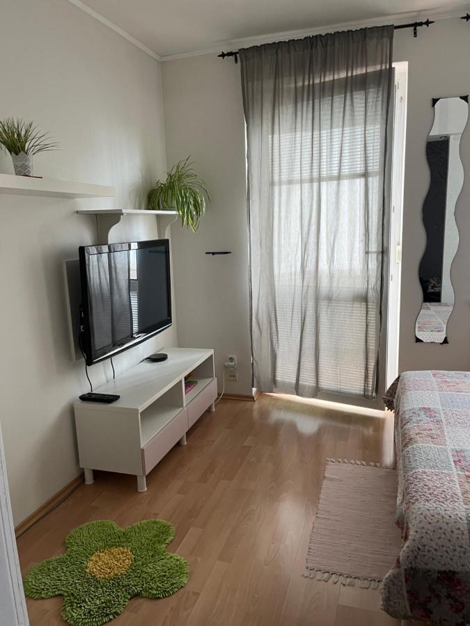 Terrace Apartment S 1 Spalnou Sofia-Parking & Wifi Bratislava Exteriör bild