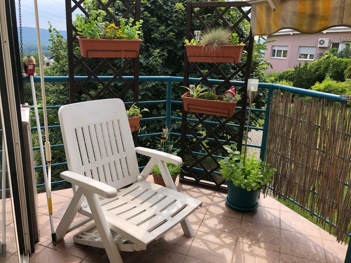 Terrace Apartment S 1 Spalnou Sofia-Parking & Wifi Bratislava Exteriör bild